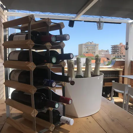 Ξενοδοχείο La Fregate 3*